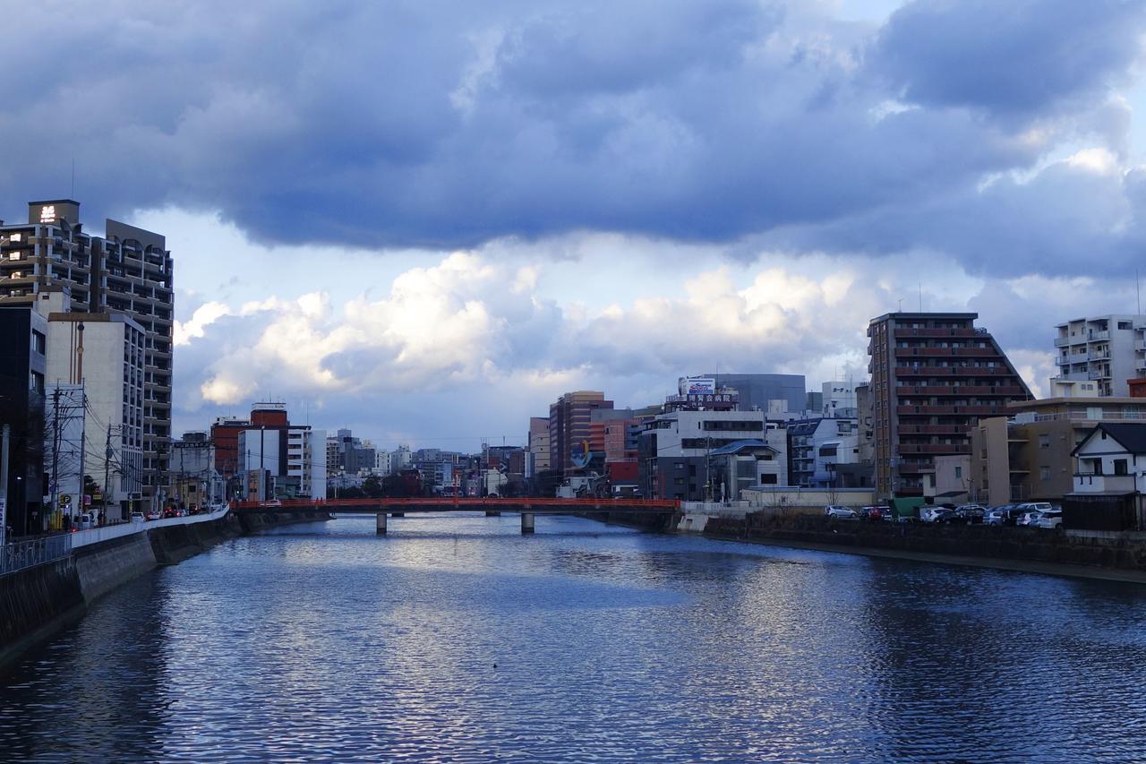 Fukuoka Tabiji Hostel & Guesthouse Buitenkant foto